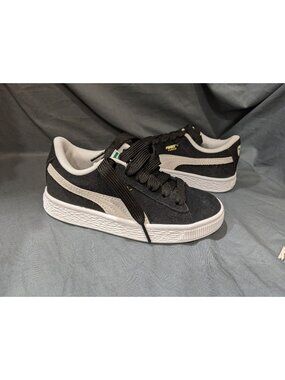 Puma Suede Classic XXI Jr (GS) Sneakers Black & WHITE Toddler Size 13 NEW IN BOX